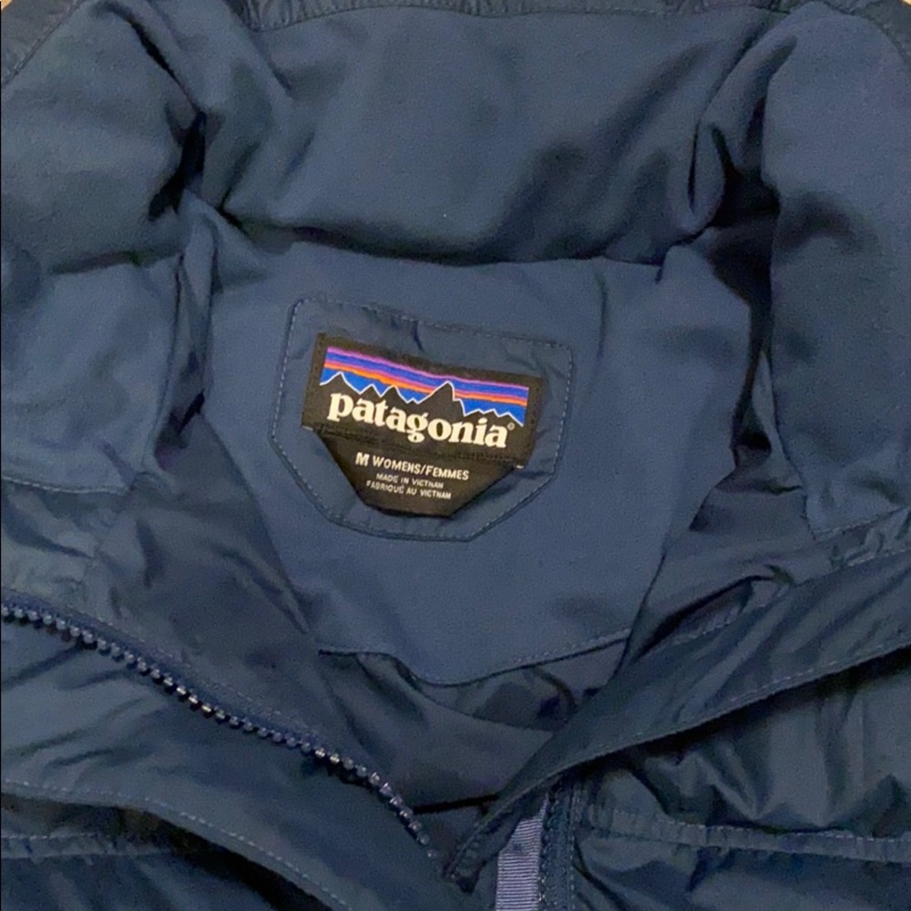 Patagonia women’s puffer coat